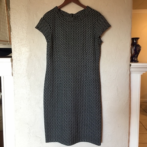 St. John Chevron Tweed Sheath Dress - Picture 3 of 8